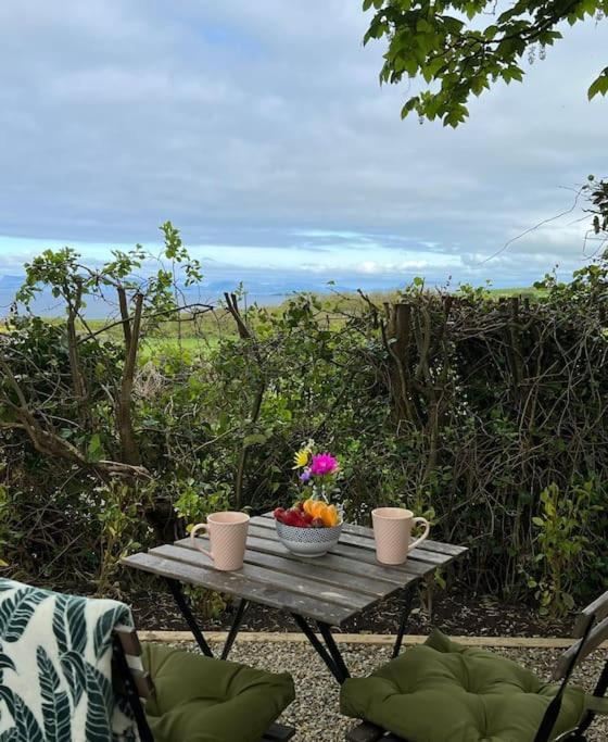 Plumgrove Pod Easkey Villa Sligo Eksteriør bilde